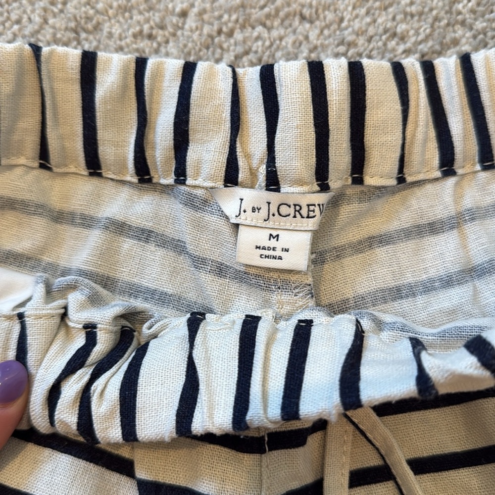 Cream and navy striped shorts - Picture 3 of 5